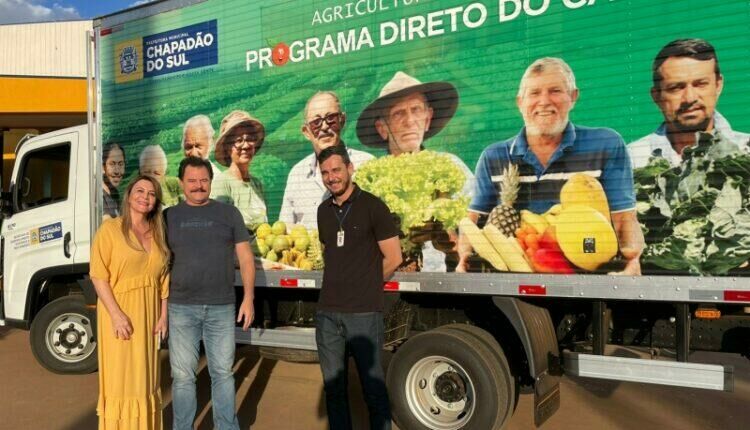 Imagem de compartilhamento para o artigo Prefeitura de Chapadão do Sul entrega caminhão refrigerado para agricultores familiares da MS Todo dia